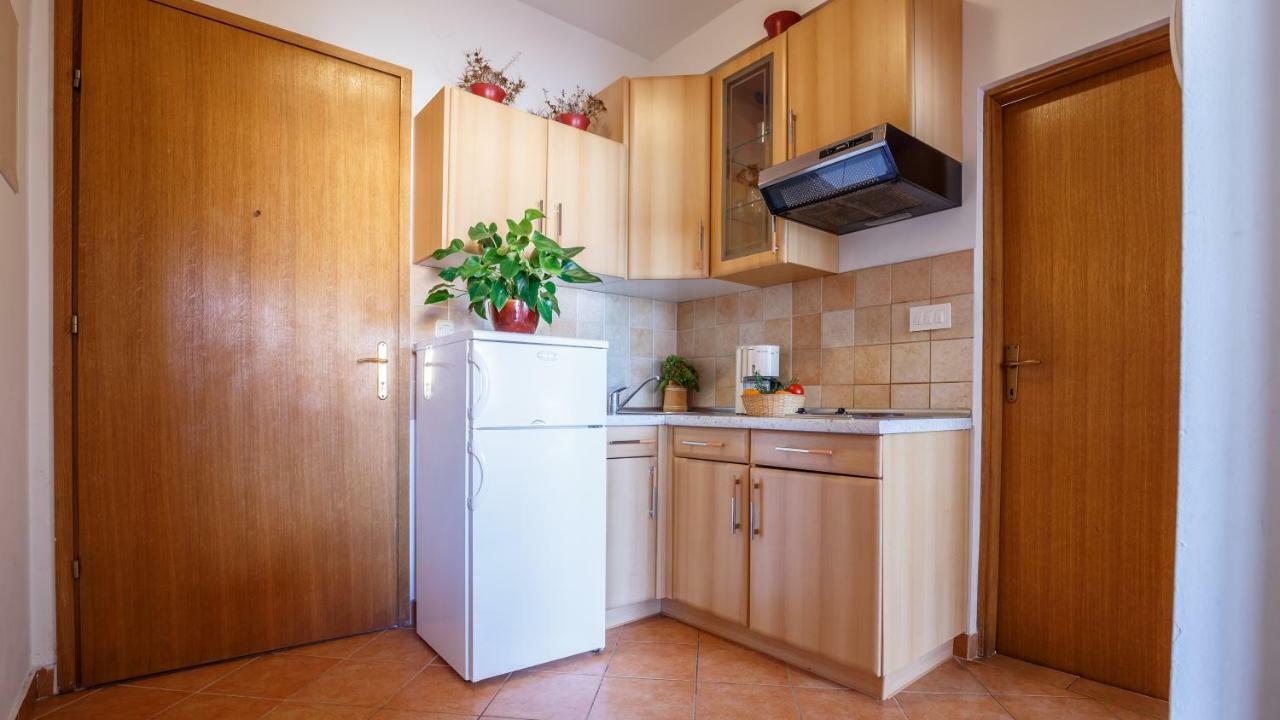 Apartment Josephine 2 Malinska Extérieur photo