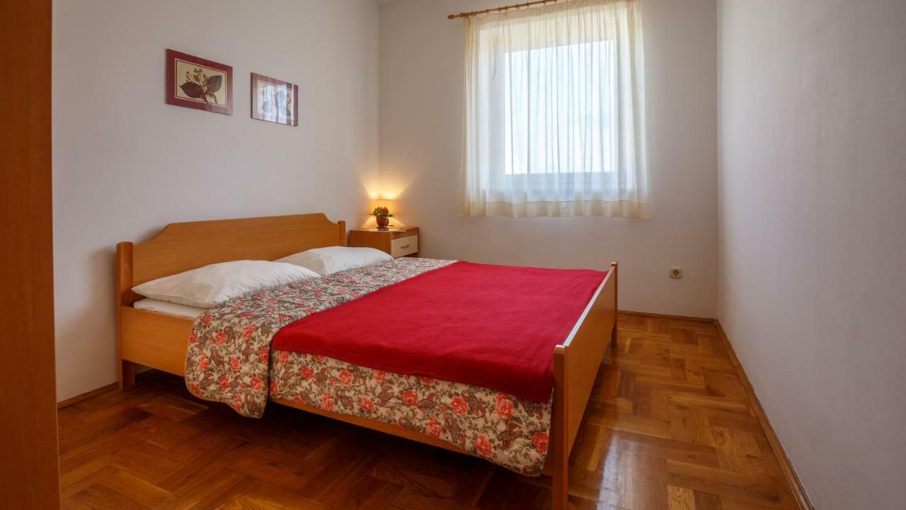 Apartment Josephine 2 Malinska Extérieur photo